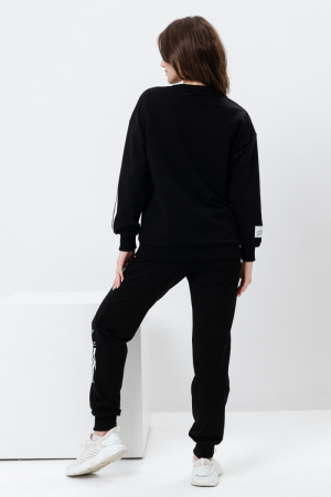 c4368e34-6fb0-438b-89a9-bf85ffb0b826